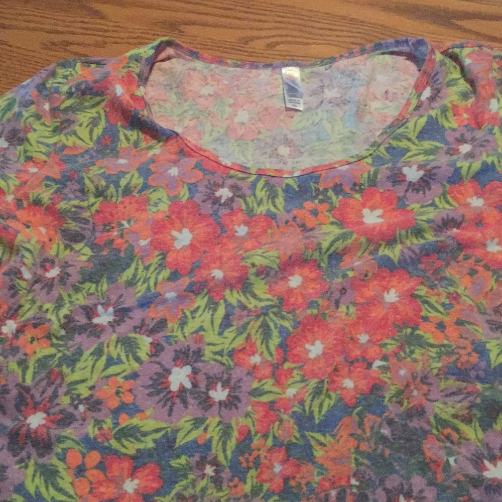 Lularoe xxl perfect tee